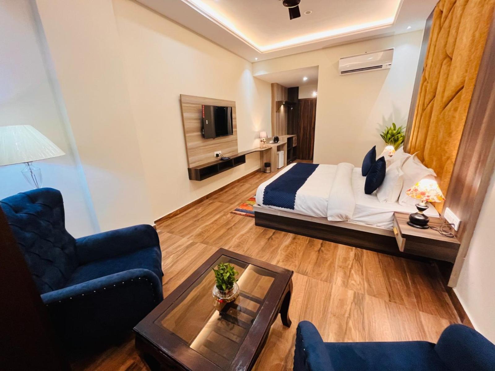 Hotel Gange - A Comfortable Stay, Haridwār Exteriör bild